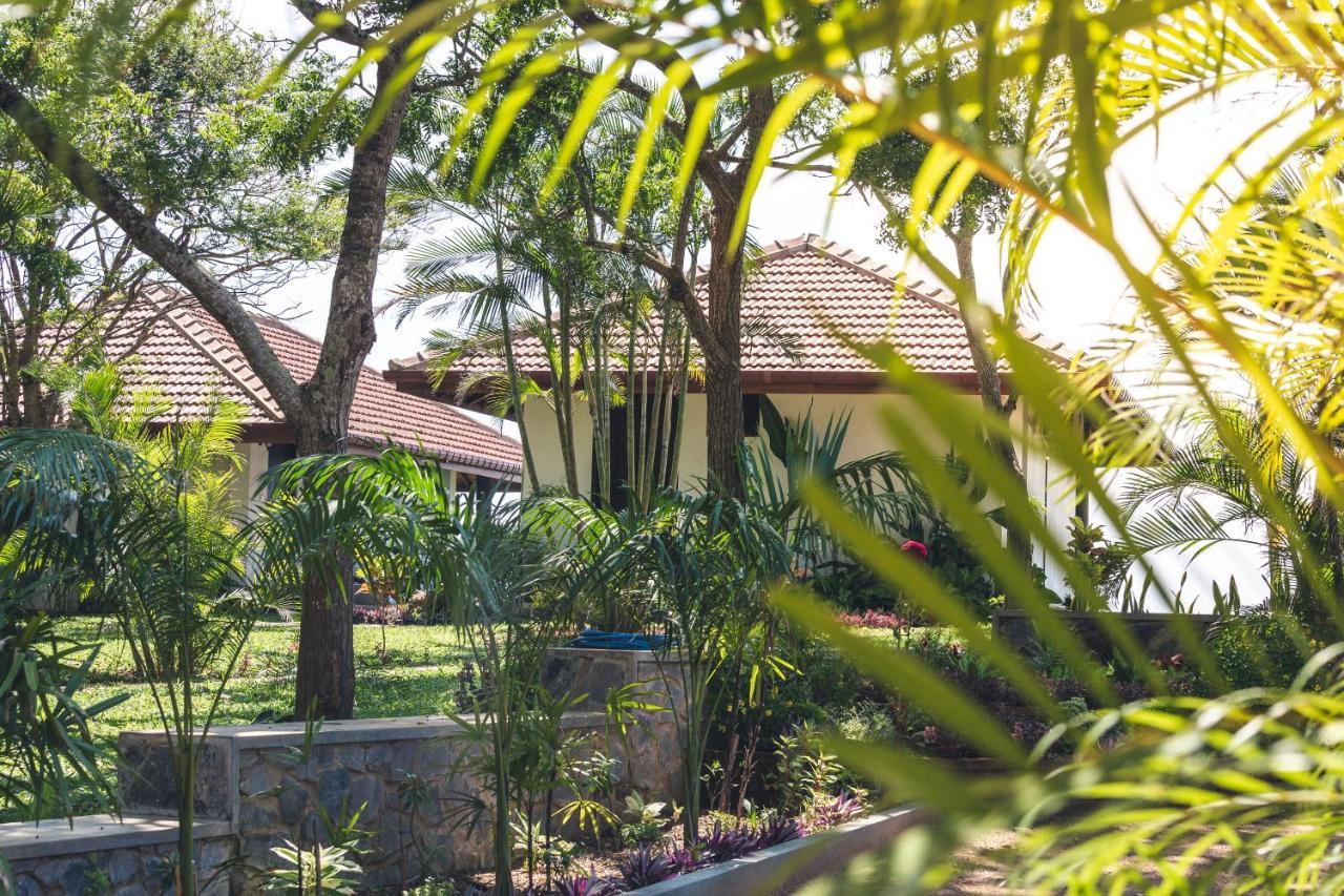 Omia Hotel Tangalle Kültér fotó